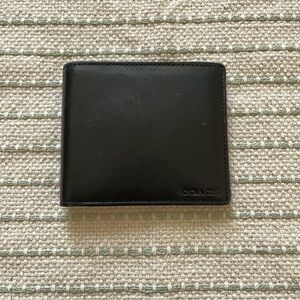 Vintage Coach compact ID wallet